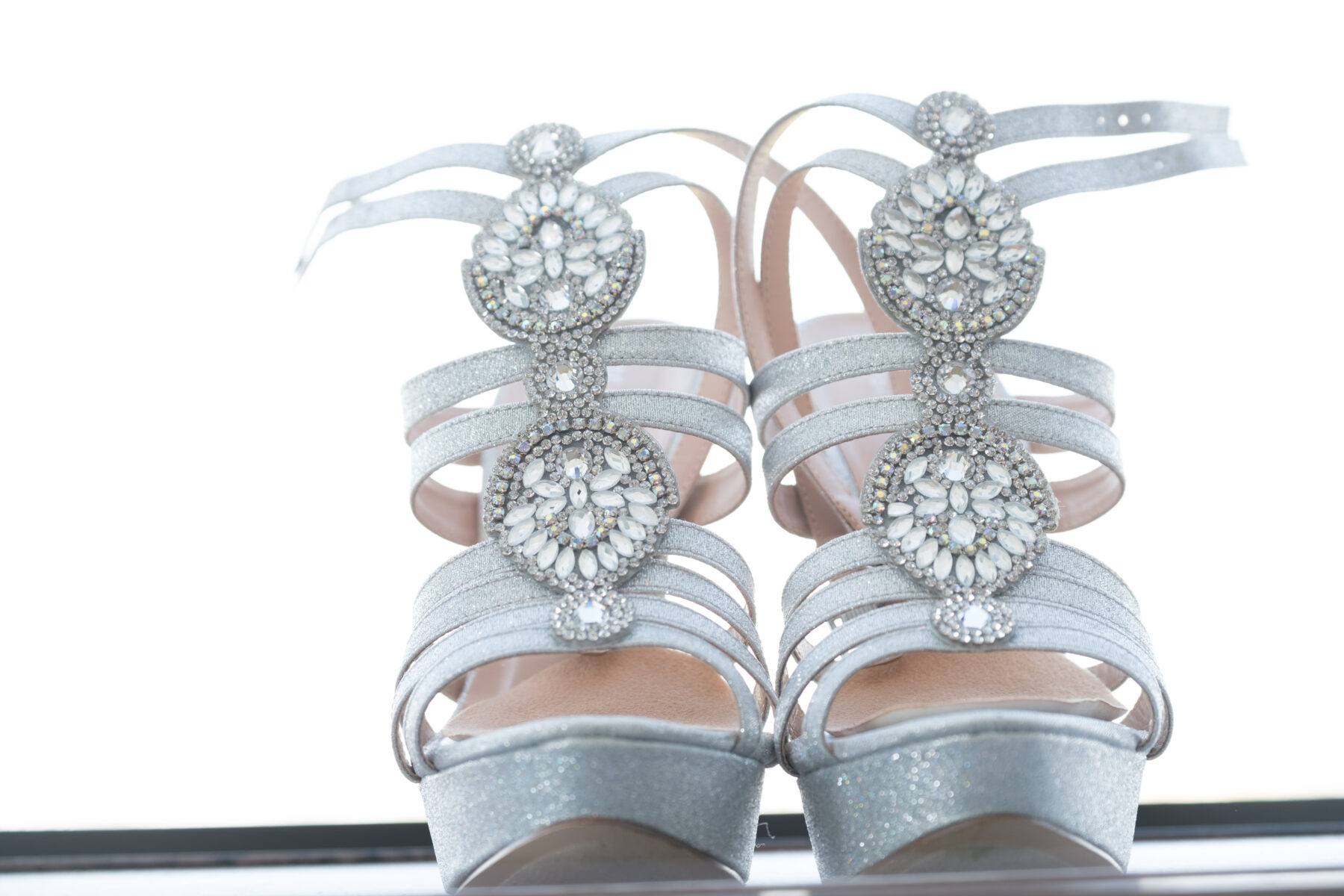 Brides shoes details
