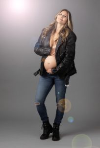 Pregnant rockstar