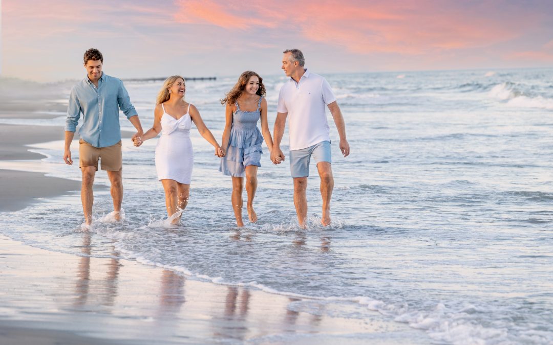 Sunset Bliss: A Family Photoshoot on the Beach in Avalon